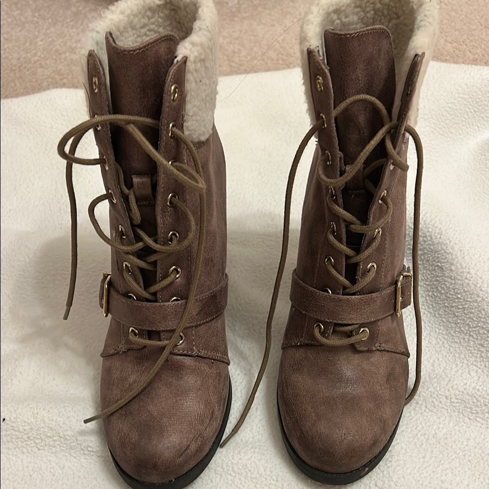 Express Tan Lace-Up Women's Boots